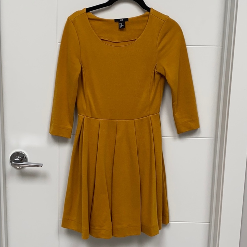 H&M Mustard Yellow Gold Pleated Dress